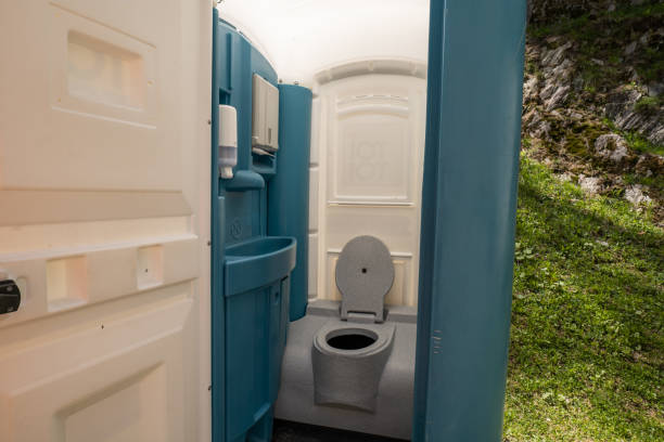 Portable Toilet Options We Offer in Independent Hill, VA